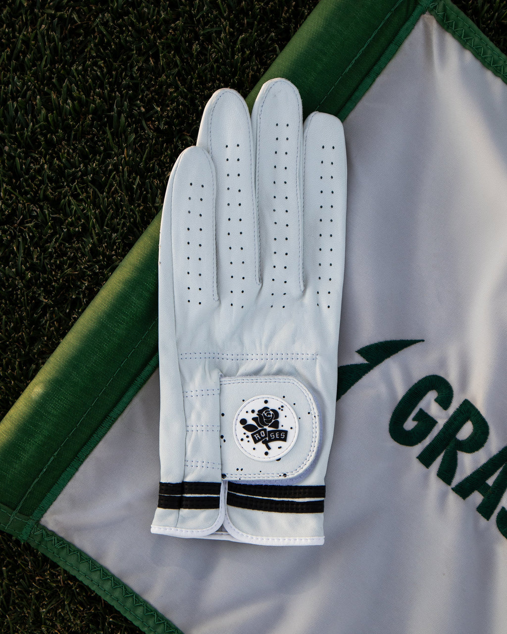 Ladies LA Roses Players Glove